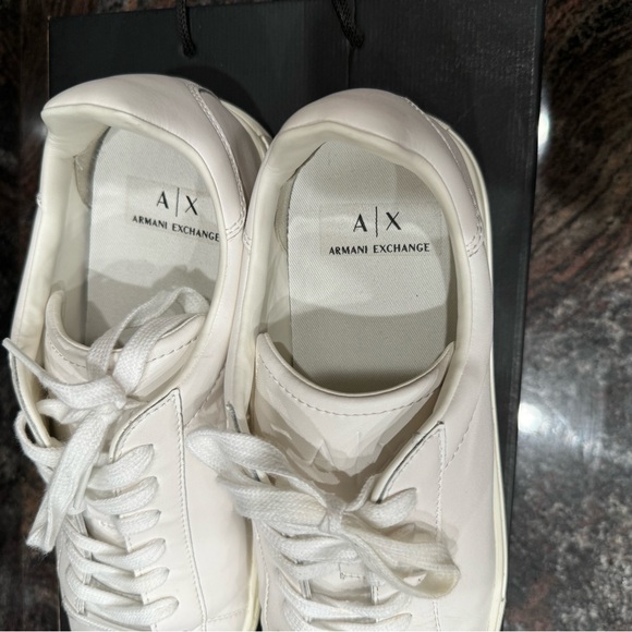 Men’s, Armani Exchange casual sneakers. Size 9 - Picture 7 of 10